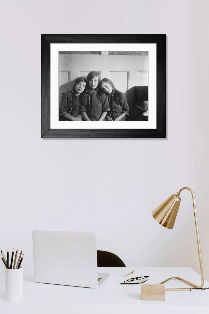 Shown hanging in a room: Modern 14"x12" (36x31cm)