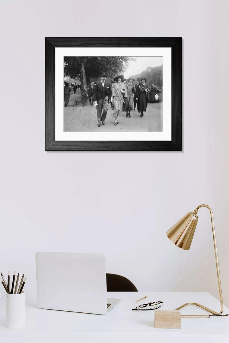 Shown hanging in a room: Modern 14"x12" (36x31cm)