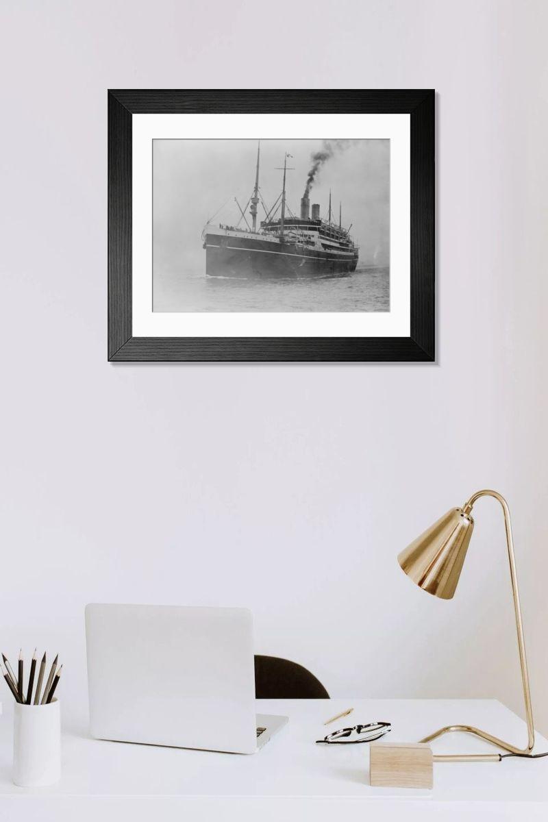 Shown hanging in a room: Modern 14"x12" (36x31cm)