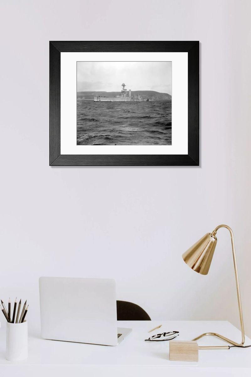 Shown hanging in a room: Modern 14"x12" (36x31cm)