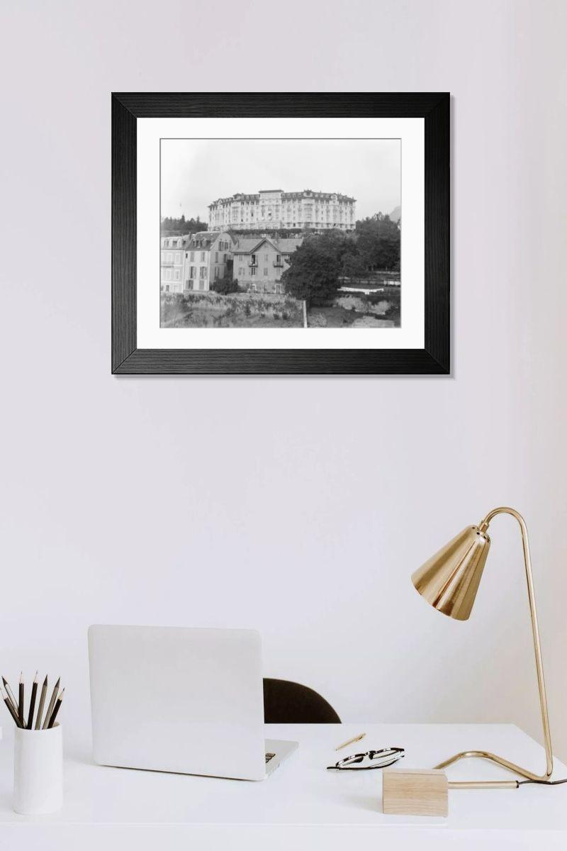 Shown hanging in a room: Modern 14"x12" (36x31cm)