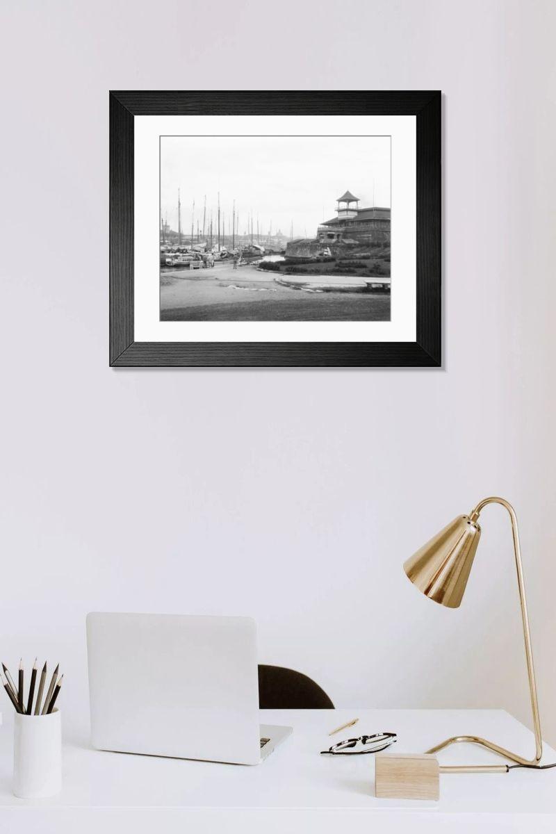 Shown hanging in a room: Modern 14"x12" (36x31cm)