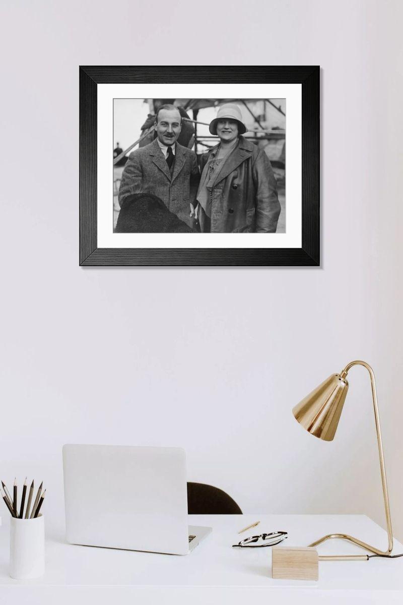 Shown hanging in a room: Modern 14"x12" (36x31cm)