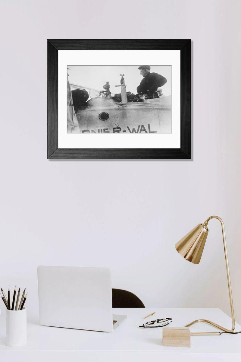 Shown hanging in a room: Modern 14"x12" (36x31cm)