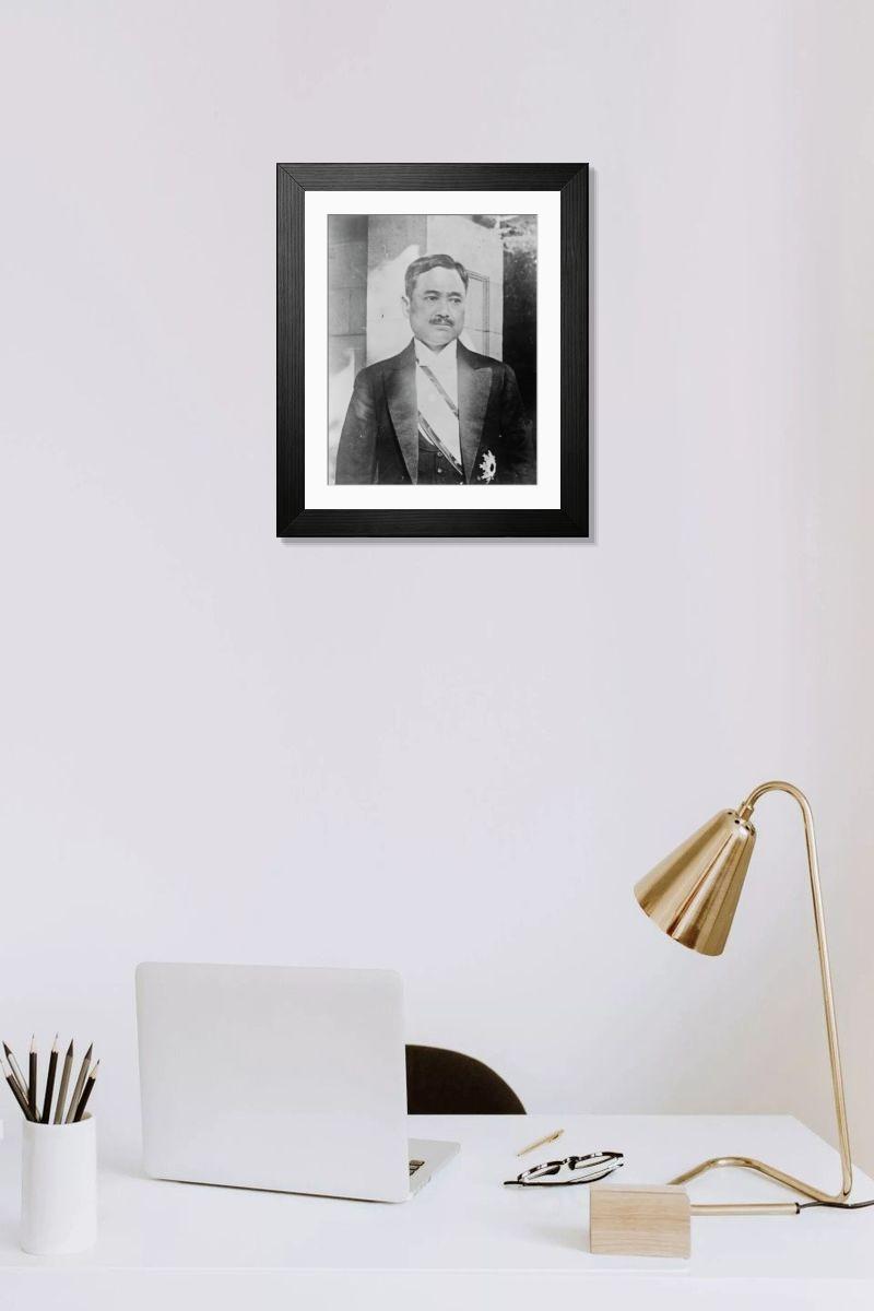 Shown hanging in a room: Modern 14"x12" (36x31cm)