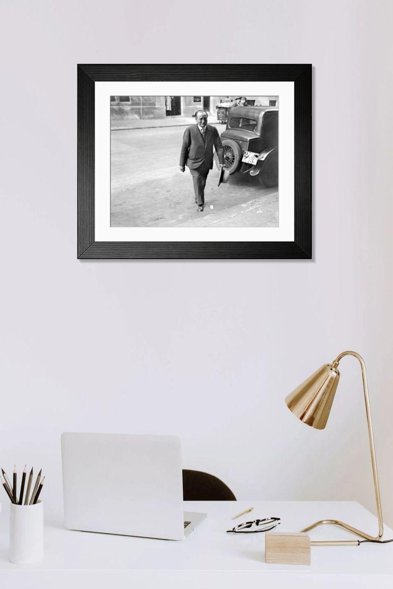 Shown hanging in a room: Modern 14"x12" (36x31cm)