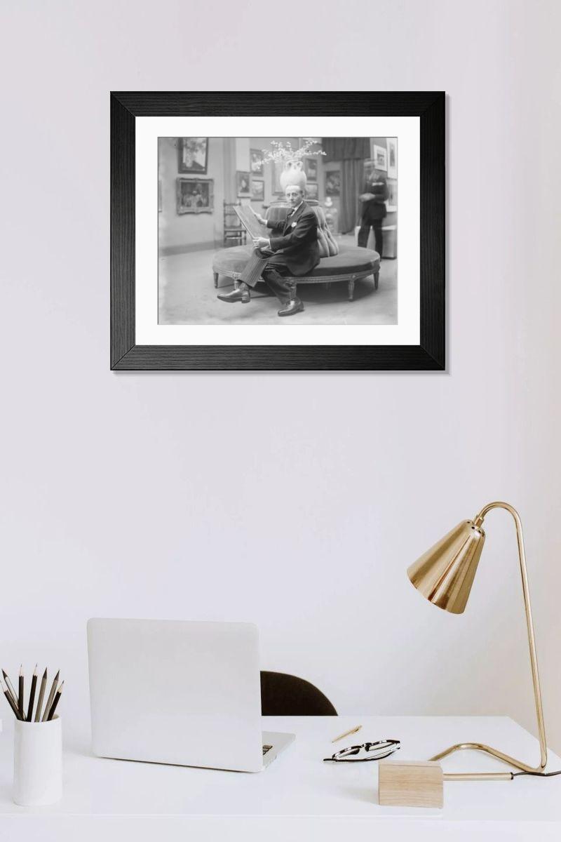 Shown hanging in a room: Modern 14"x12" (36x31cm)