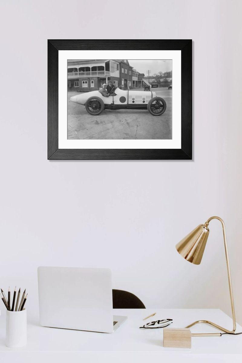 Shown hanging in a room: Modern 14"x12" (36x31cm)