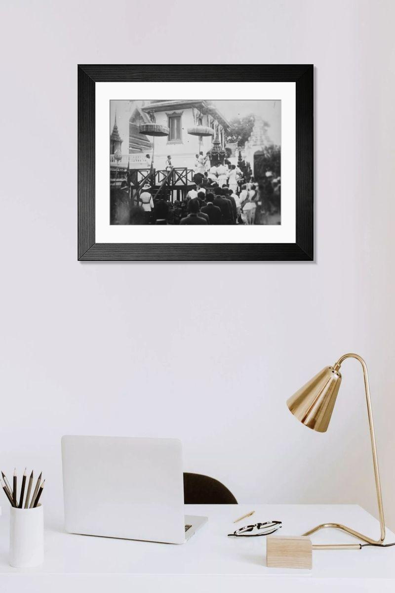 Shown hanging in a room: Modern 14"x12" (36x31cm)