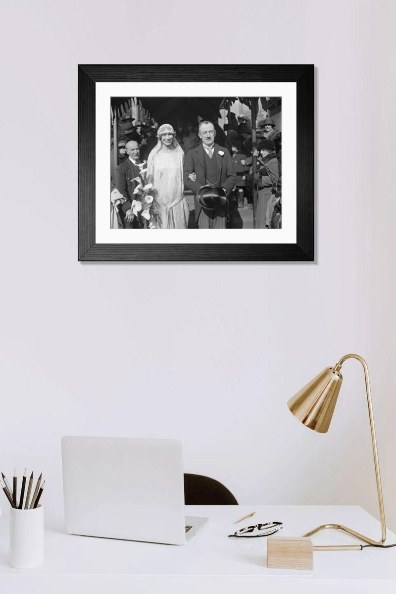 Shown hanging in a room: Modern 14"x12" (36x31cm)