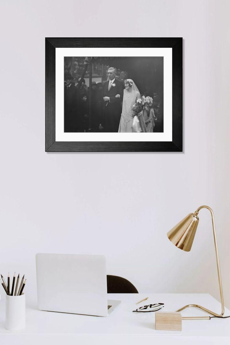 Shown hanging in a room: Modern 14"x12" (36x31cm)