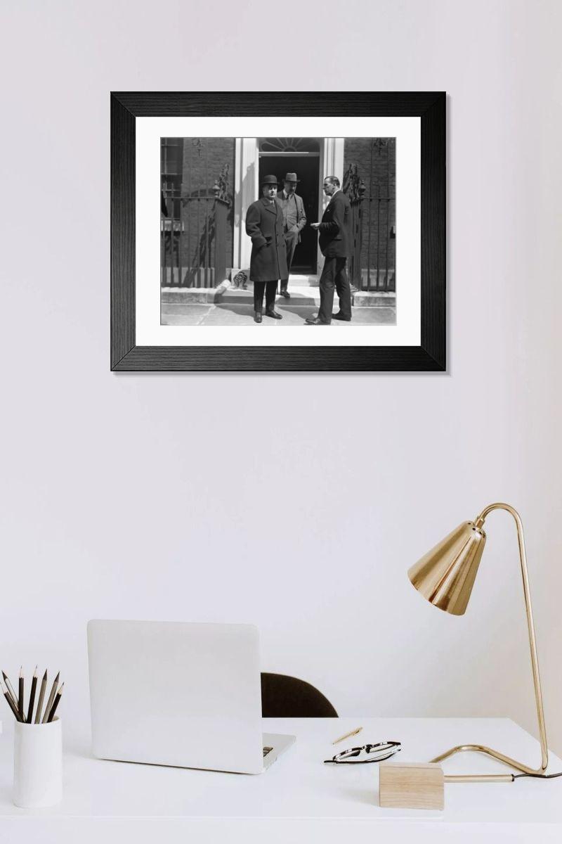 Shown hanging in a room: Modern 14"x12" (36x31cm)