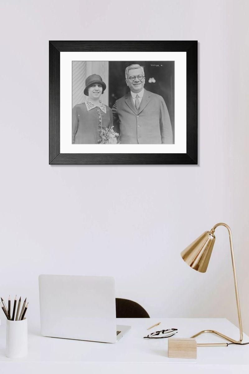 Shown hanging in a room: Modern 14"x12" (36x31cm)