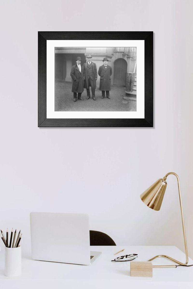 Shown hanging in a room: Modern 14"x12" (36x31cm)