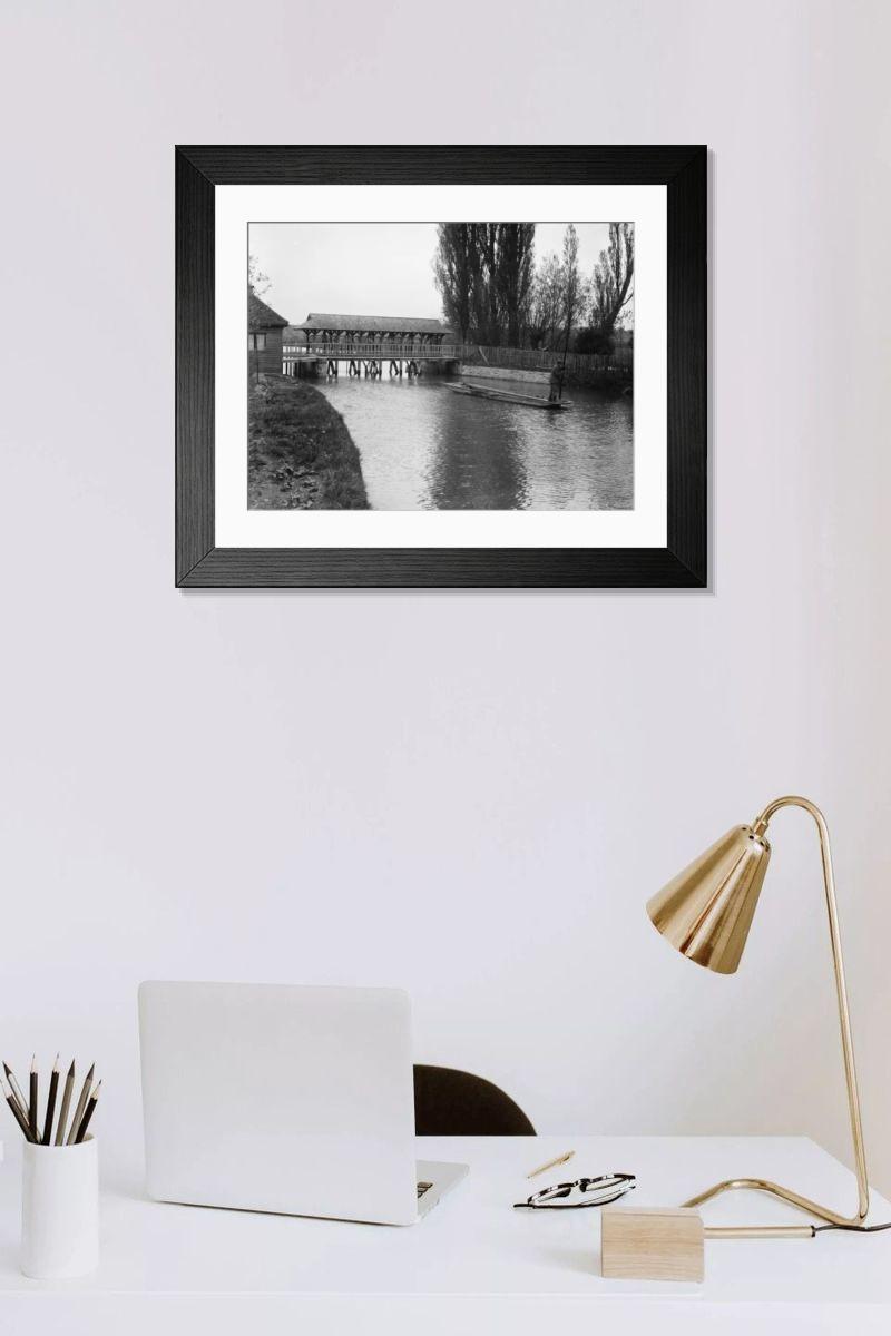 Shown hanging in a room: Modern 14"x12" (36x31cm)