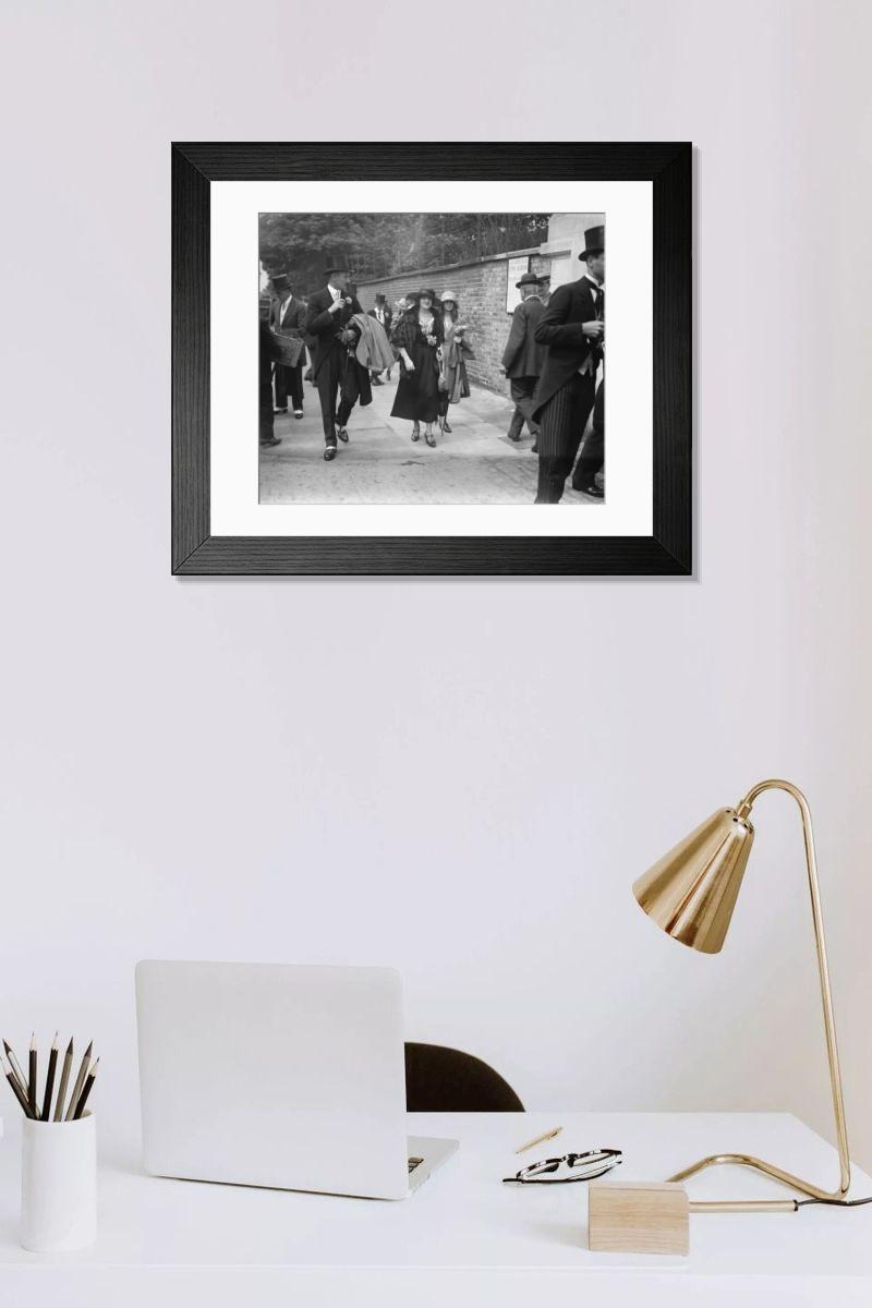 Shown hanging in a room: Modern 14"x12" (36x31cm)