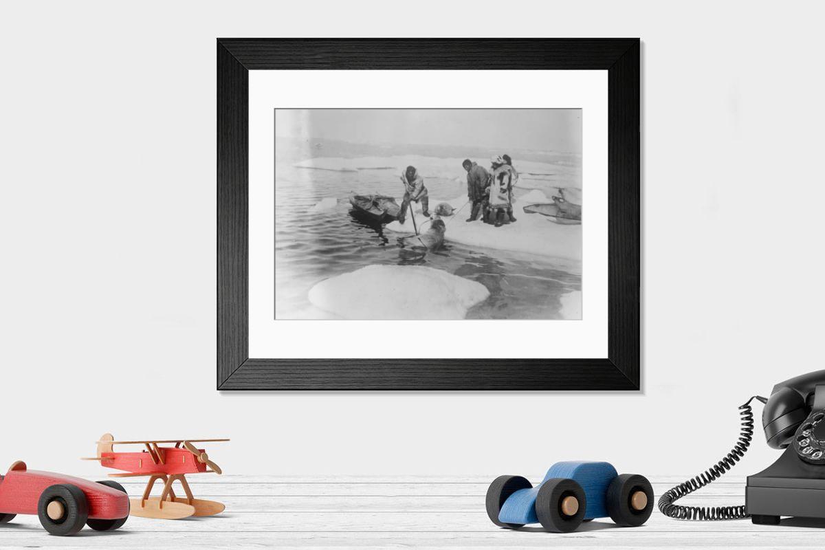 Shown hanging in a room: Modern 14"x12" (36x31cm)