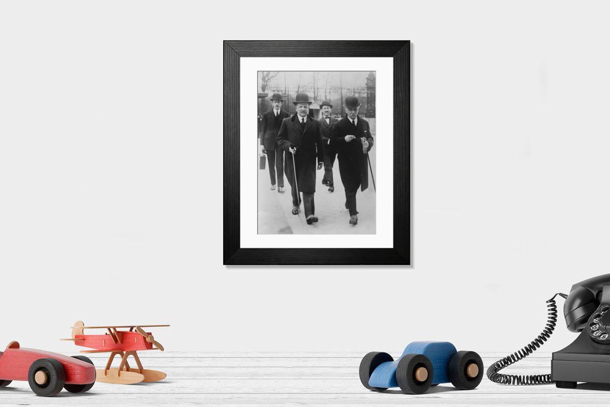 Shown hanging in a room: Modern 14"x12" (36x31cm)