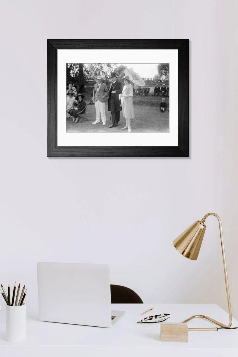 Shown hanging in a room: Modern 14"x12" (36x31cm)