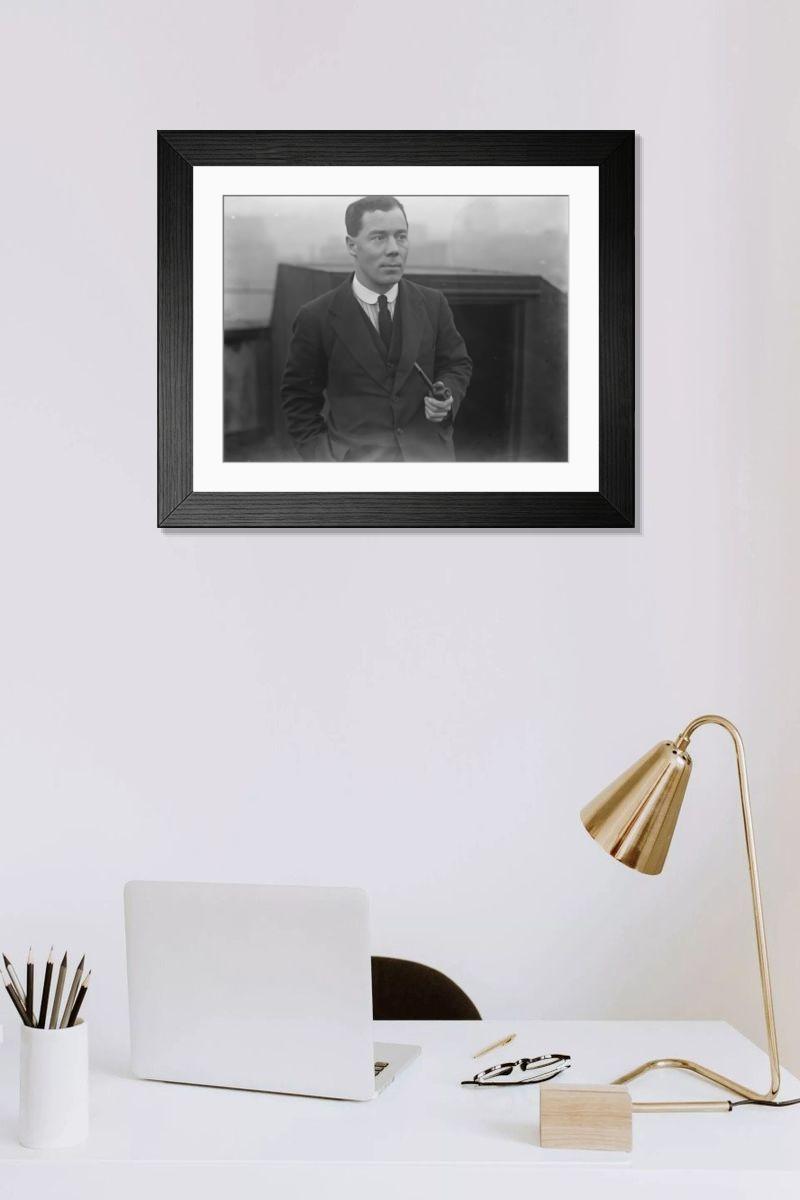 Shown hanging in a room: Modern 14"x12" (36x31cm)