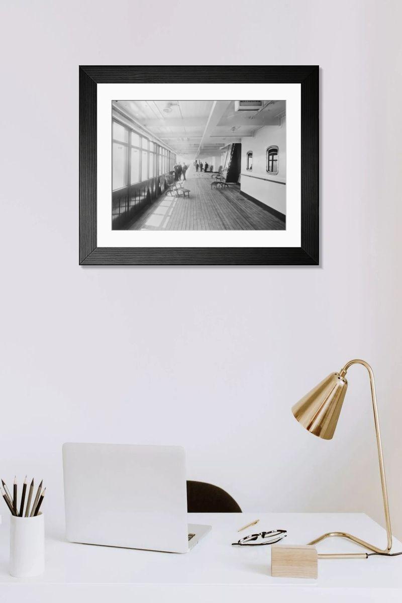 Shown hanging in a room: Modern 14"x12" (36x31cm)