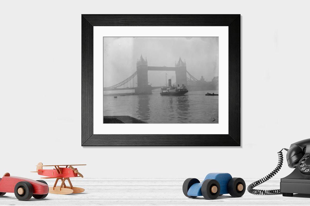 Shown hanging in a room: Modern 14"x12" (36x31cm)