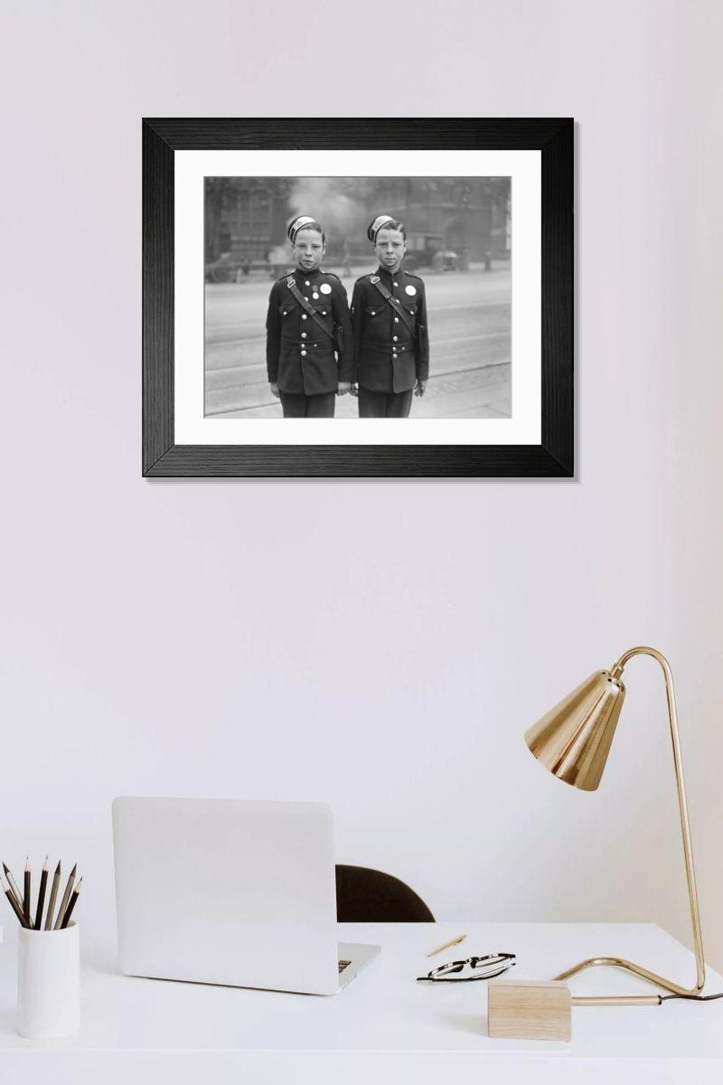 Shown hanging in a room: Modern 14"x12" (36x31cm)