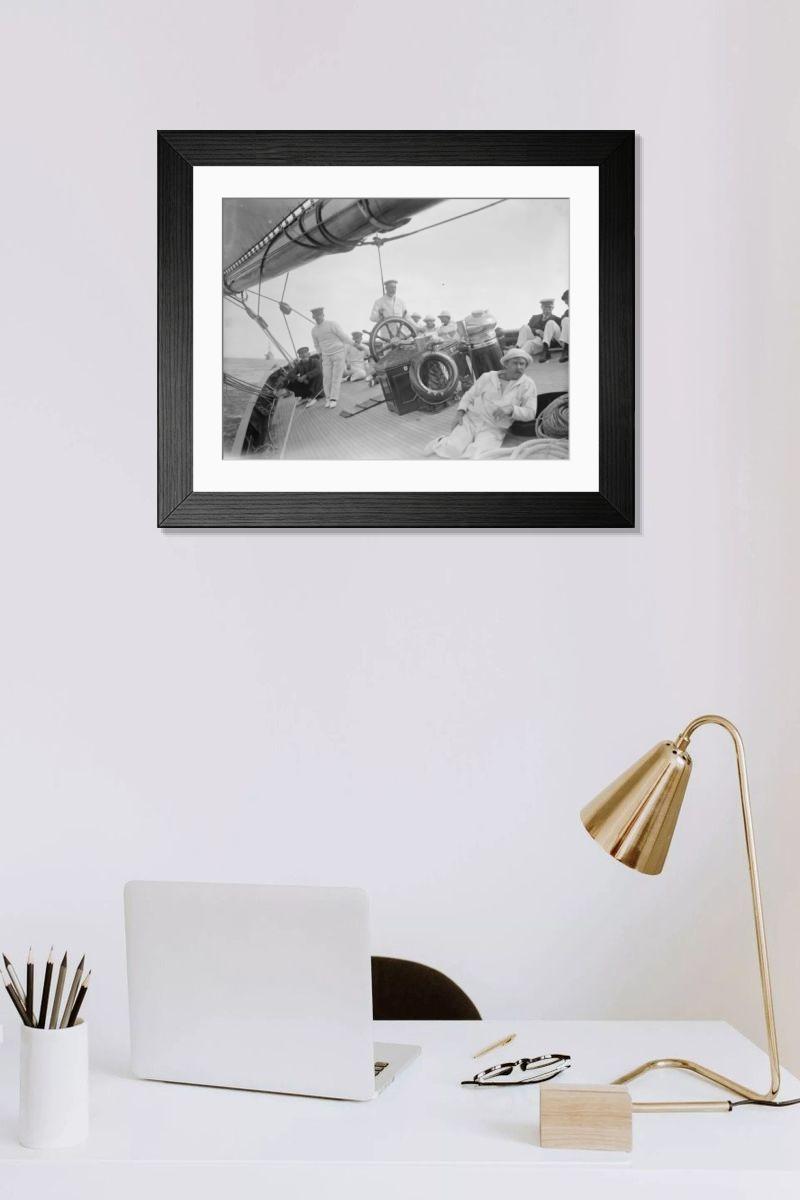 Shown hanging in a room: Modern 14"x12" (36x31cm)