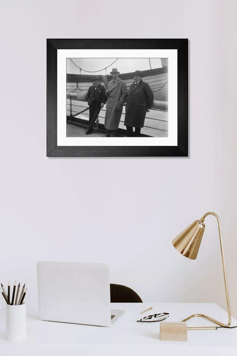 Shown hanging in a room: Modern 14"x12" (36x31cm)