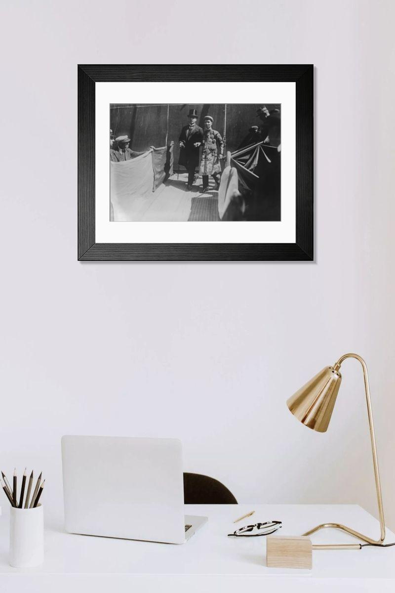 Shown hanging in a room: Modern 14"x12" (36x31cm)