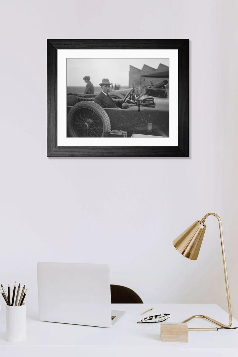 Shown hanging in a room: Modern 14"x12" (36x31cm)