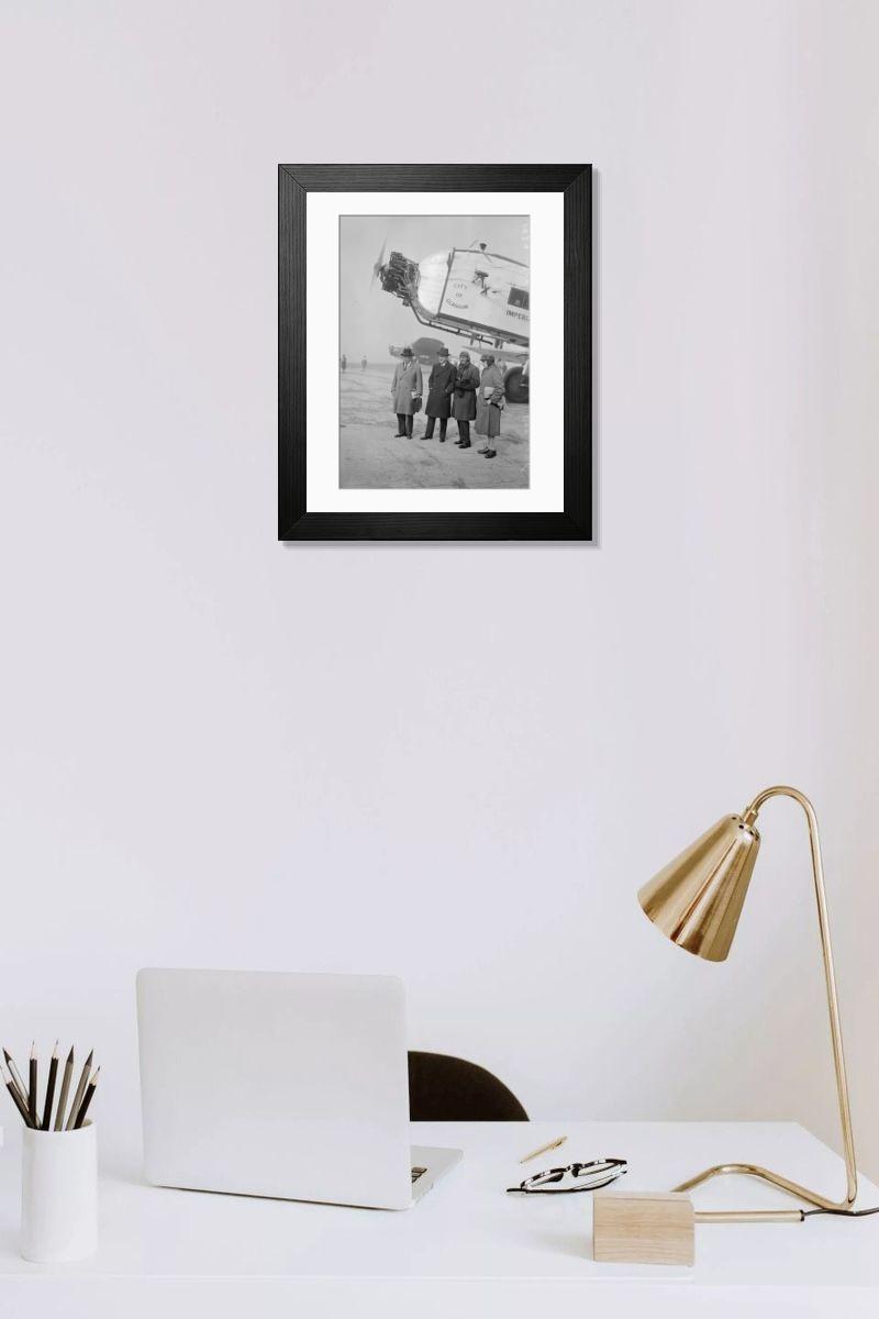 Shown hanging in a room: Modern 14"x12" (36x31cm)