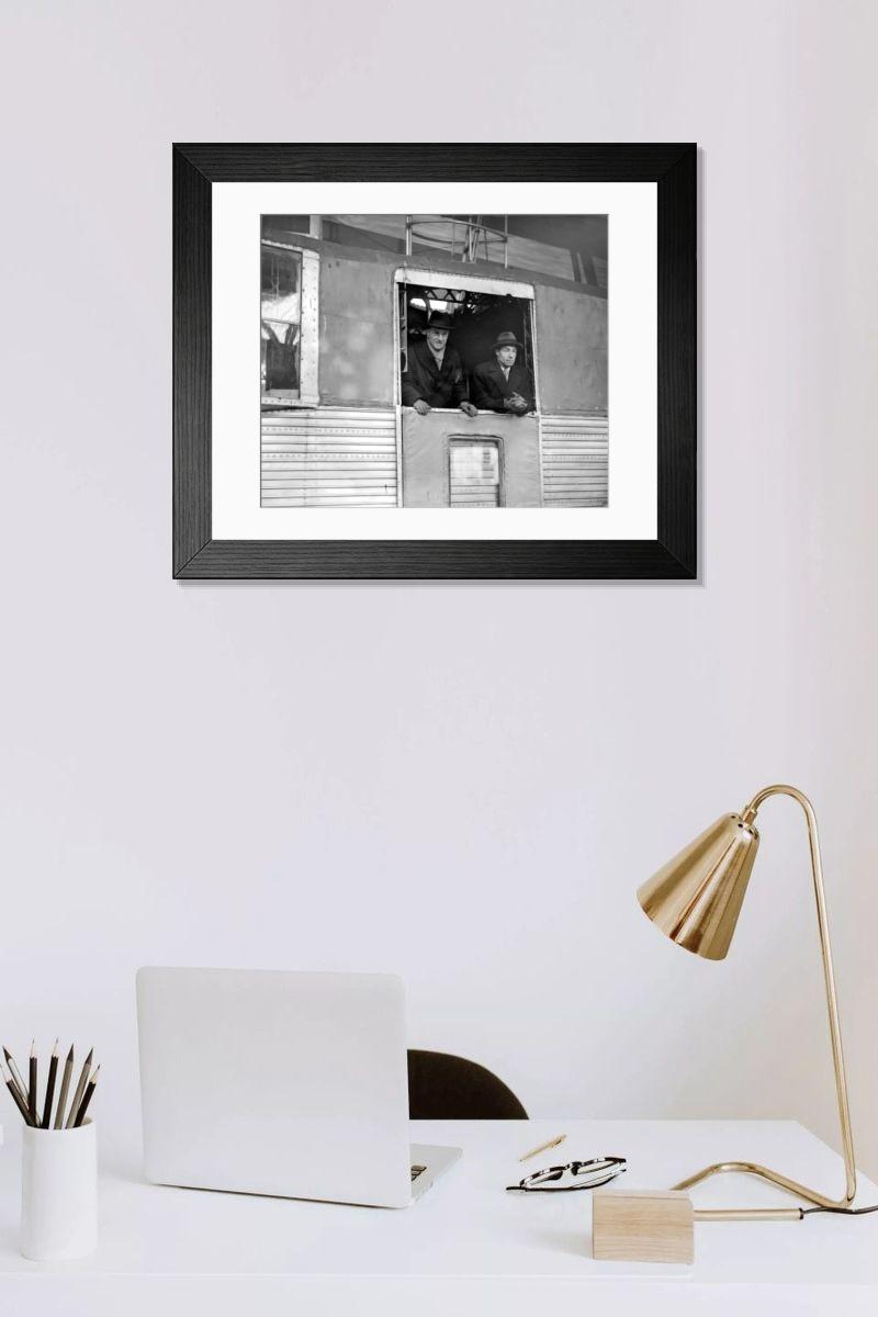 Shown hanging in a room: Modern 14"x12" (36x31cm)
