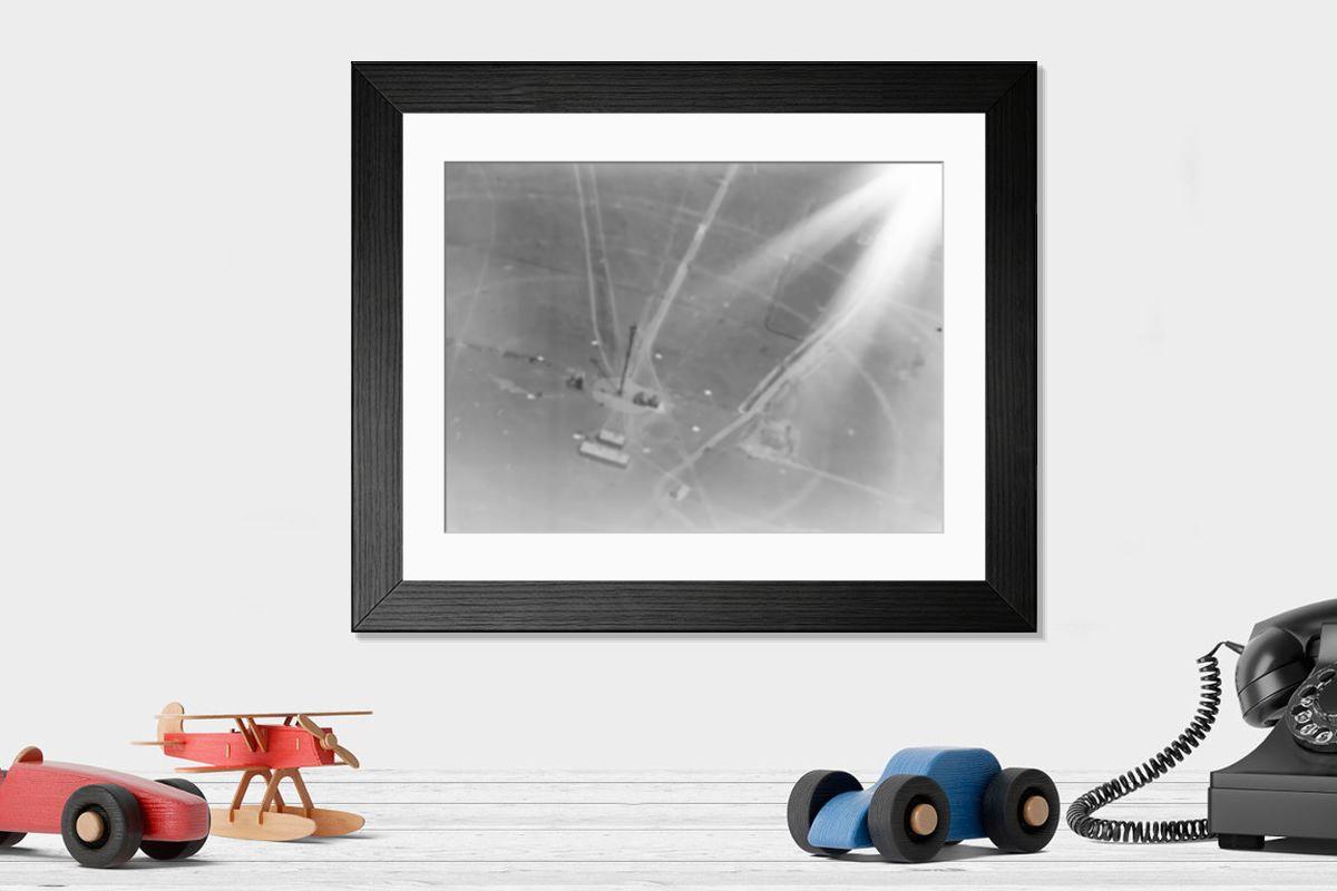 Shown hanging in a room: Modern 14"x12" (36x31cm)