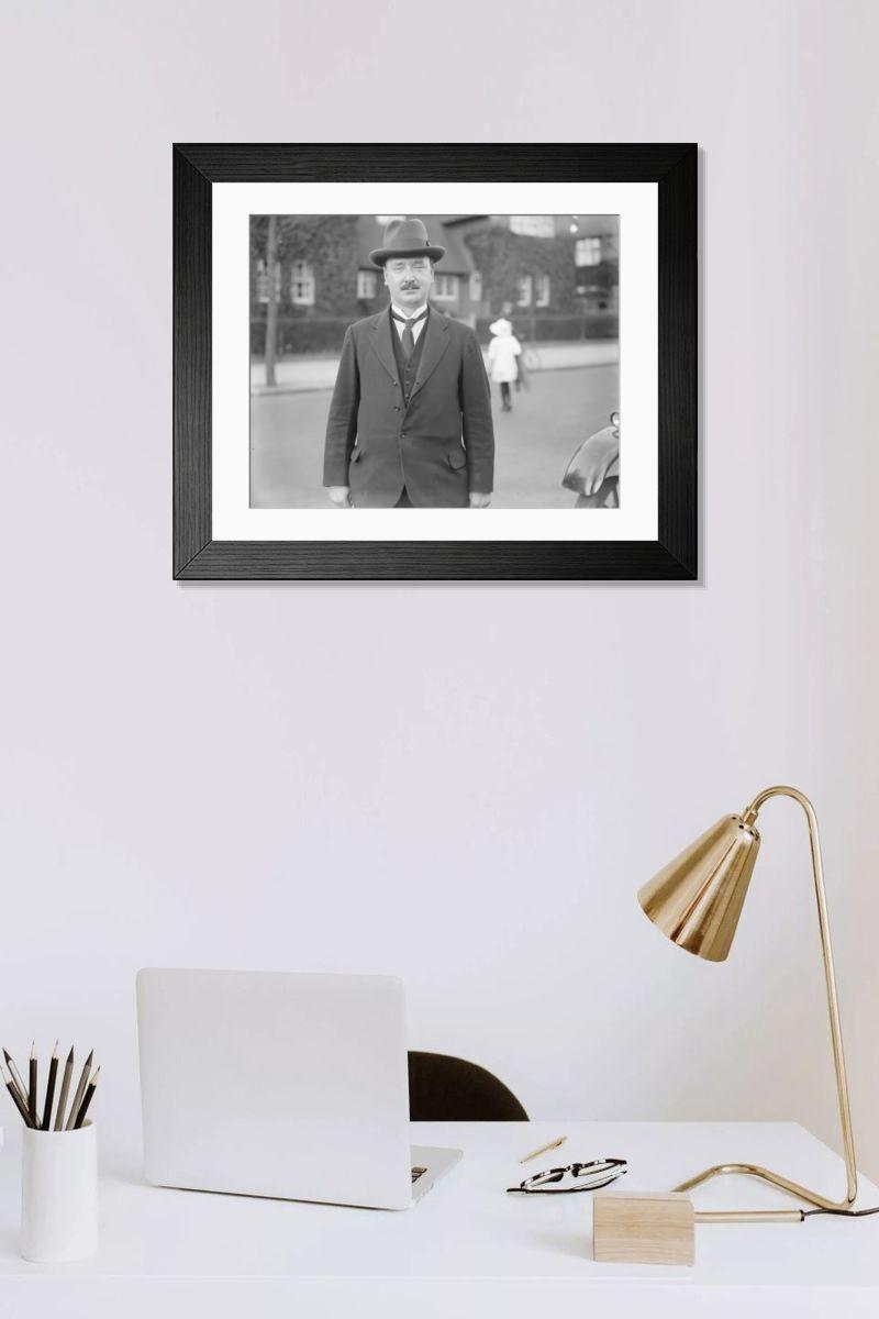 Shown hanging in a room: Modern 14"x12" (36x31cm)