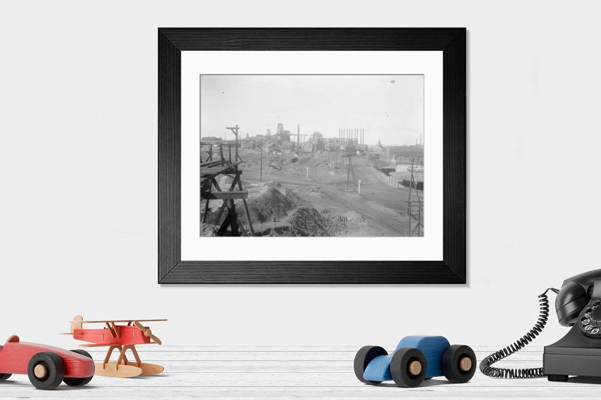 Shown hanging in a room: Modern 14"x12" (36x31cm)