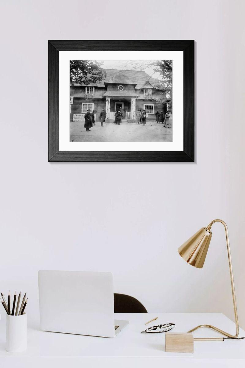 Shown hanging in a room: Modern 14"x12" (36x31cm)