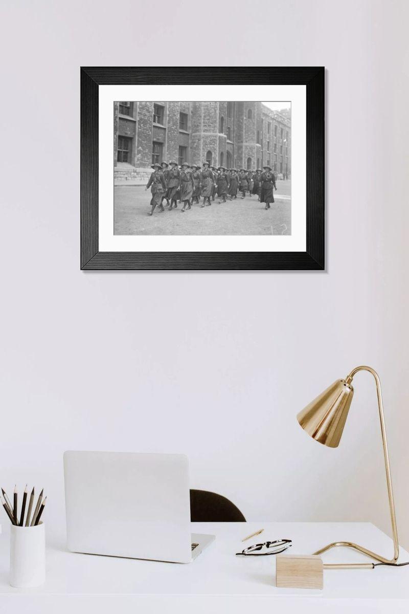 Shown hanging in a room: Modern 14"x12" (36x31cm)