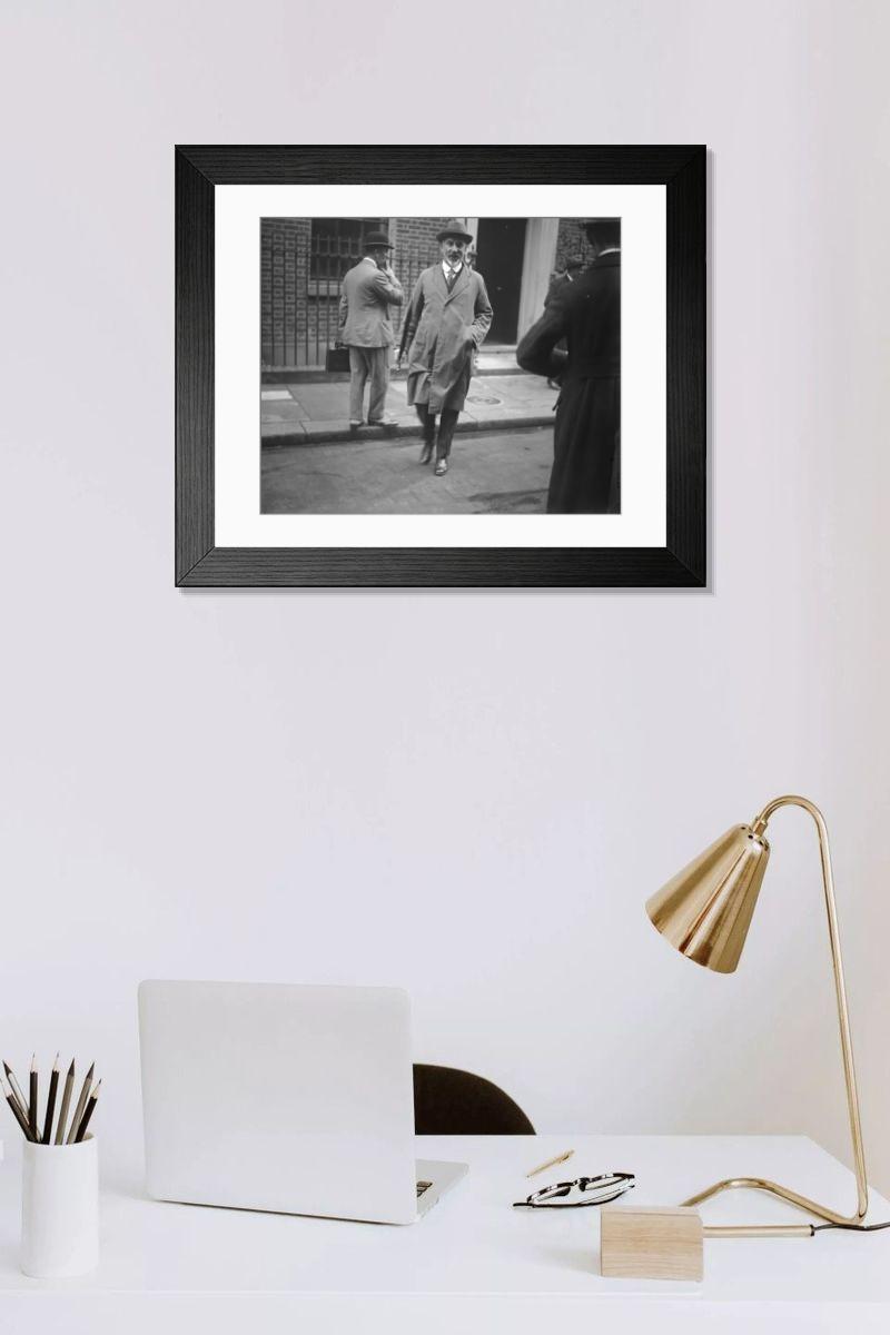 Shown hanging in a room: Modern 14"x12" (36x31cm)