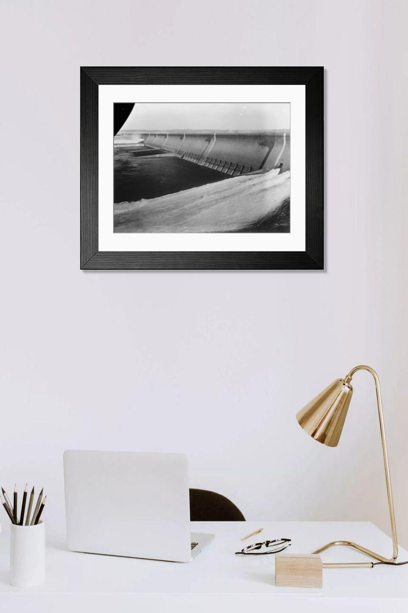 Shown hanging in a room: Modern 14"x12" (36x31cm)