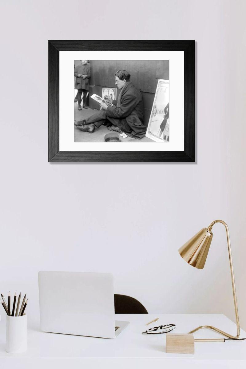 Shown hanging in a room: Modern 14"x12" (36x31cm)