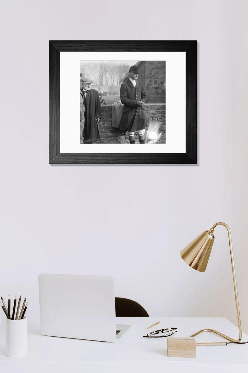 Shown hanging in a room: Modern 14"x12" (36x31cm)