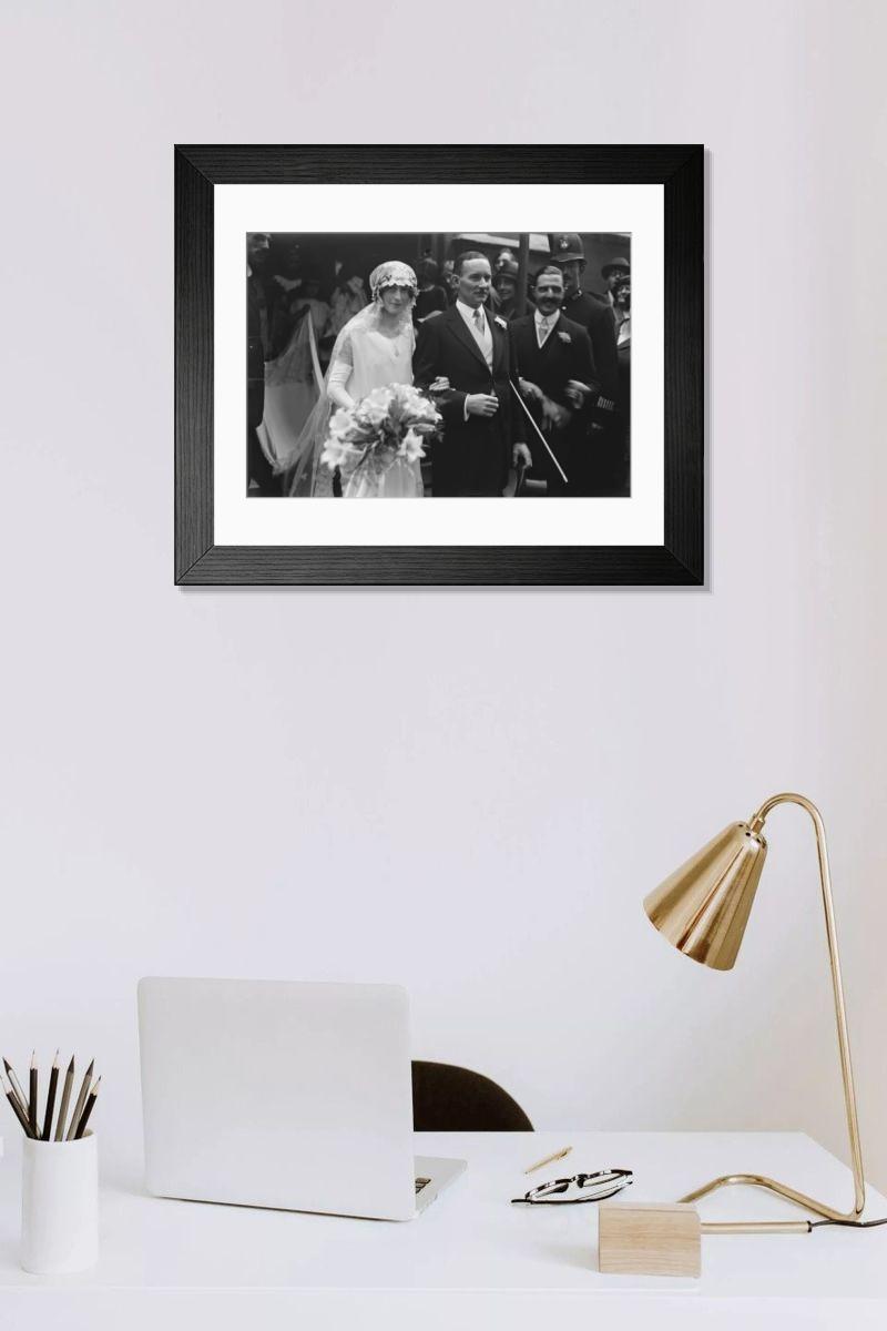 Shown hanging in a room: Modern 14"x12" (36x31cm)