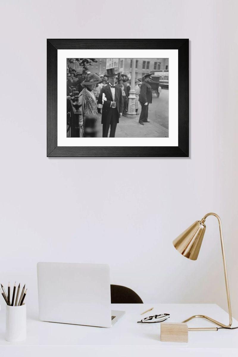 Shown hanging in a room: Modern 14"x12" (36x31cm)
