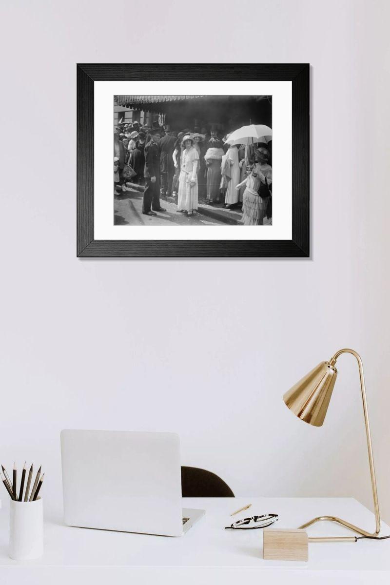Shown hanging in a room: Modern 14"x12" (36x31cm)