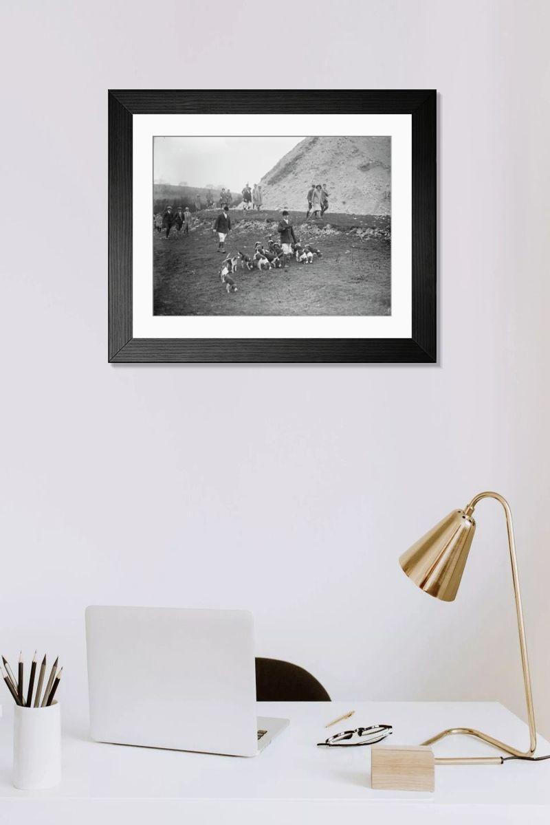 Shown hanging in a room: Modern 14"x12" (36x31cm)