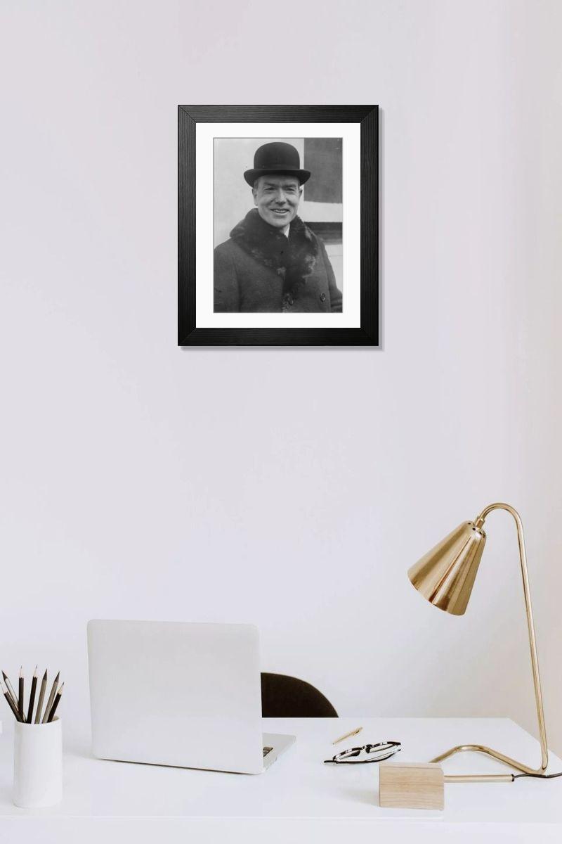 Shown hanging in a room: Modern 14"x12" (36x31cm)