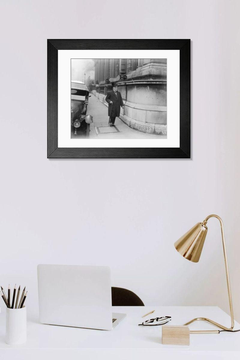 Shown hanging in a room: Modern 14"x12" (36x31cm)