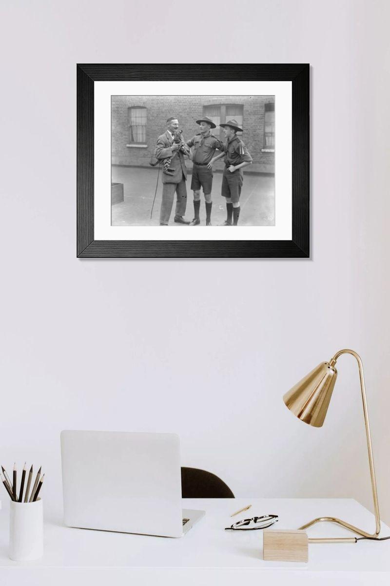 Shown hanging in a room: Modern 14"x12" (36x31cm)