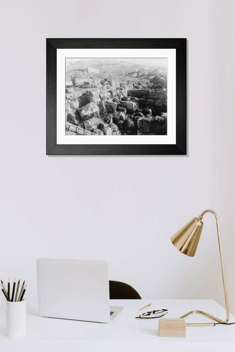Shown hanging in a room: Modern 14"x12" (36x31cm)